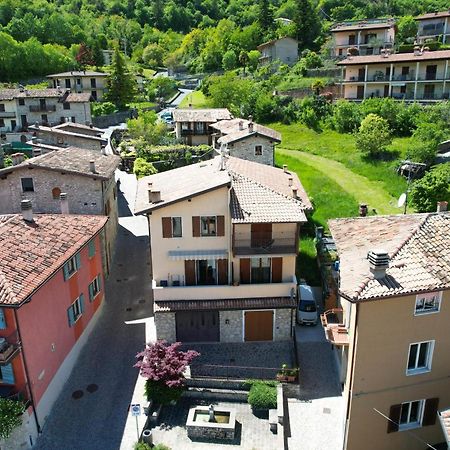Appartamento Alle Fontane Tignale Esterno foto