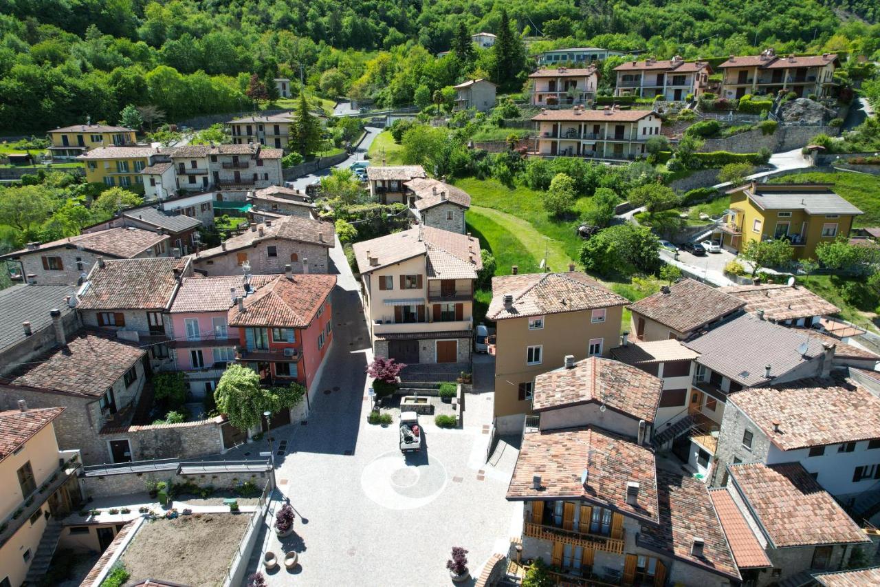 Appartamento Alle Fontane Tignale Esterno foto